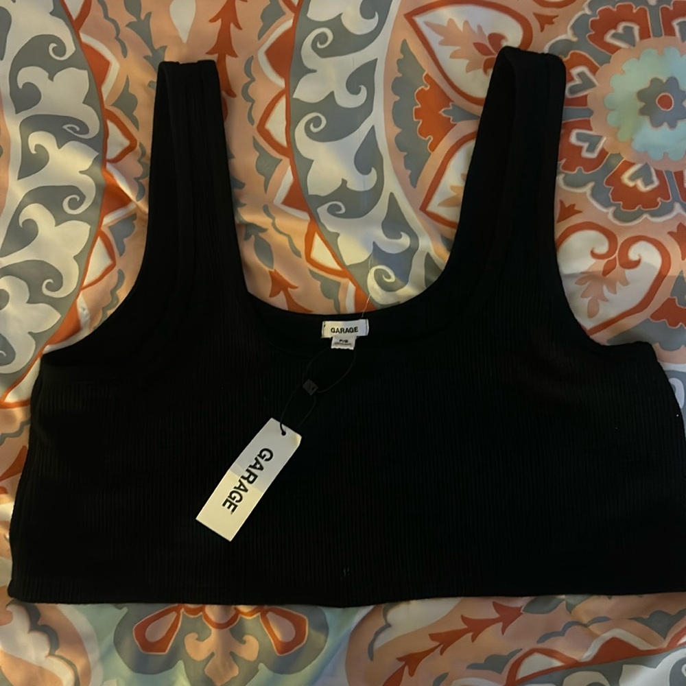 Garage - Cropped black tank top